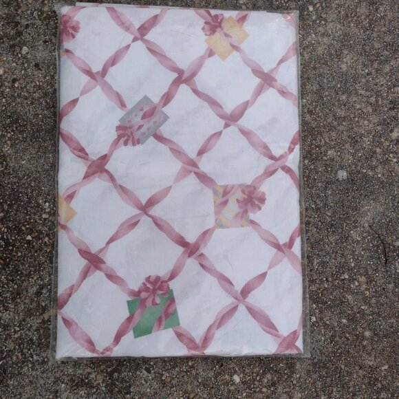 John Matouk 70” Round Cotton Tablecloth NWT Made in USA Novelty - Picture 4 of 6